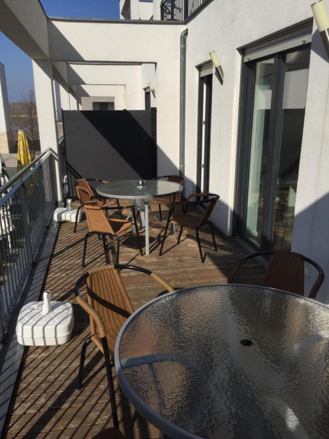 Appartements Am Hafen Цвенкау Экстерьер фото