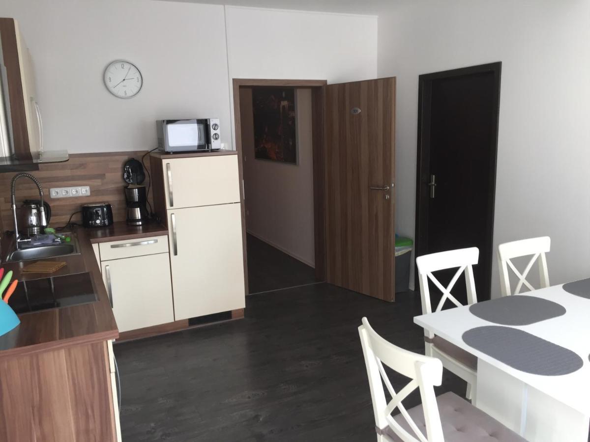 Appartements Am Hafen Цвенкау Экстерьер фото