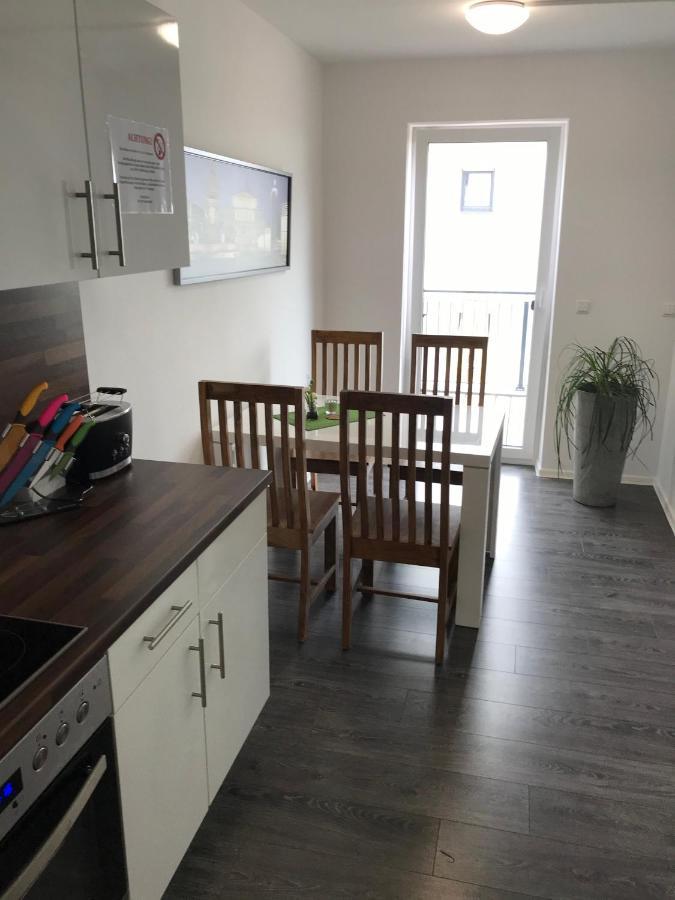 Appartements Am Hafen Цвенкау Экстерьер фото