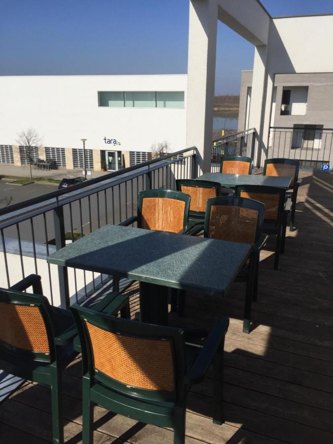 Appartements Am Hafen Цвенкау Экстерьер фото