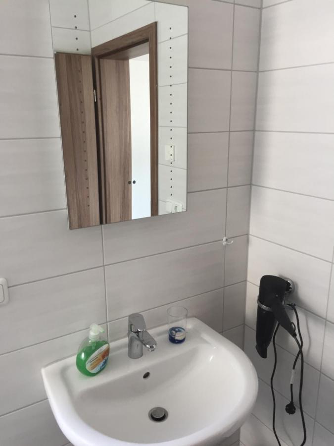 Appartements Am Hafen Цвенкау Экстерьер фото