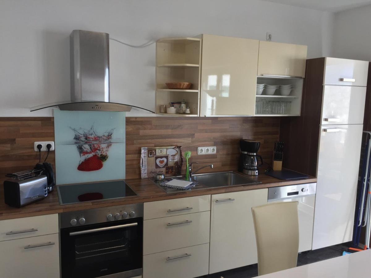 Appartements Am Hafen Цвенкау Экстерьер фото