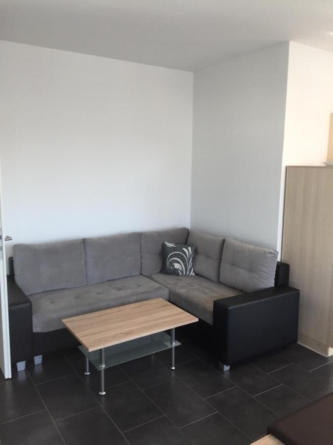 Appartements Am Hafen Цвенкау Экстерьер фото
