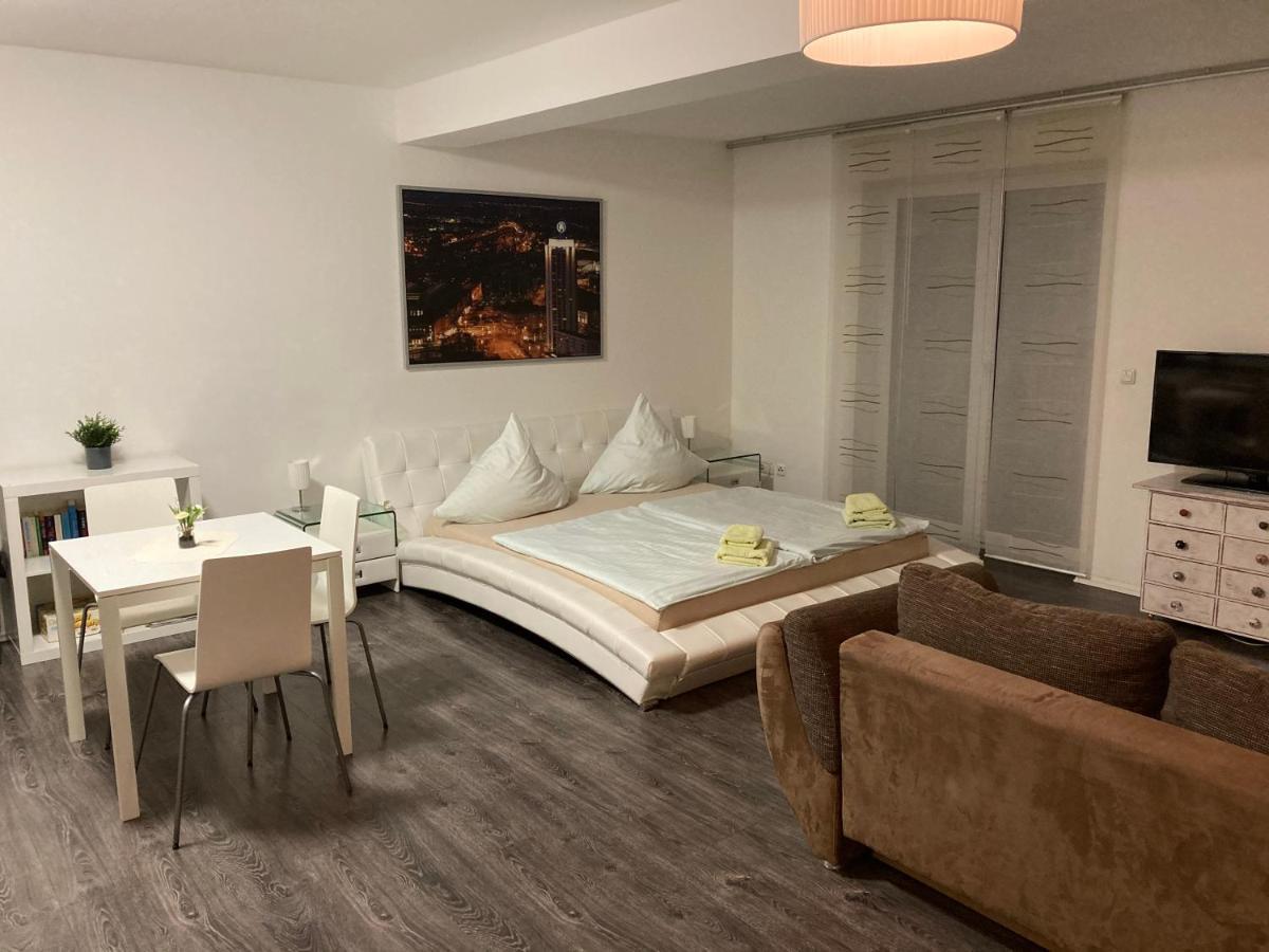 Appartements Am Hafen Цвенкау Экстерьер фото