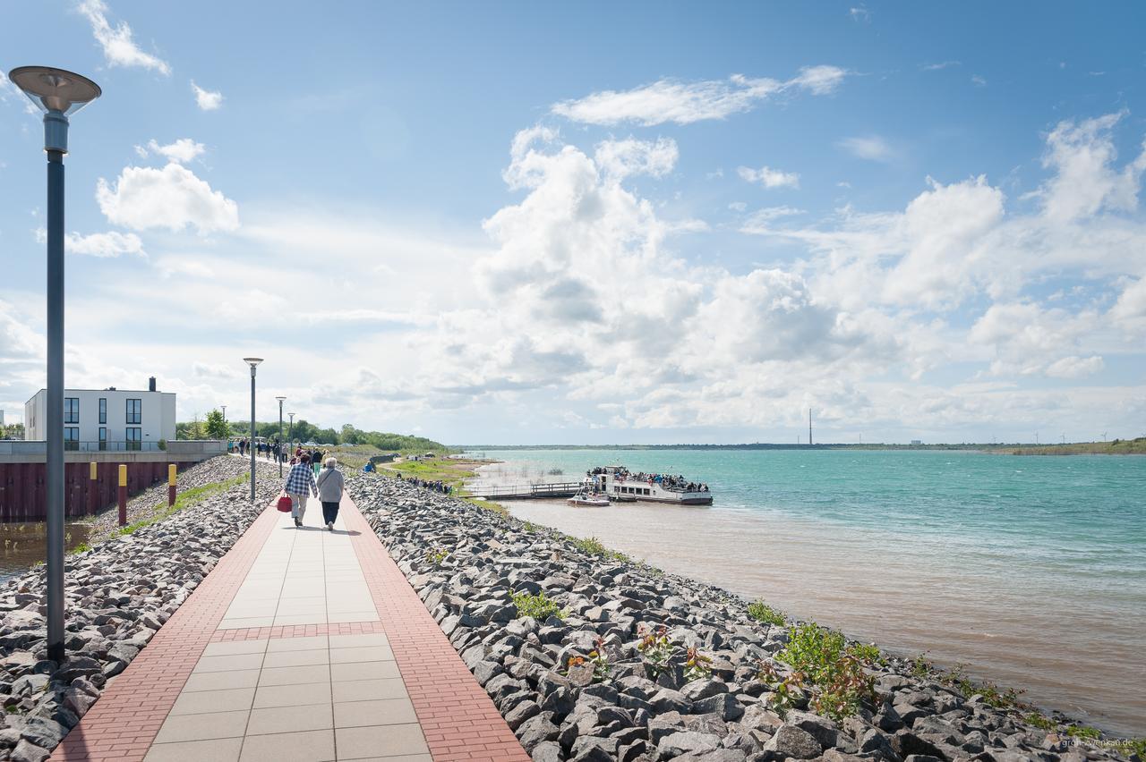 Appartements Am Hafen Цвенкау Экстерьер фото